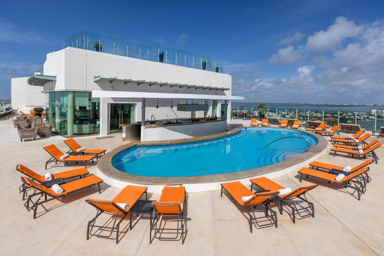 Beach Palace Cancun Exterior photo